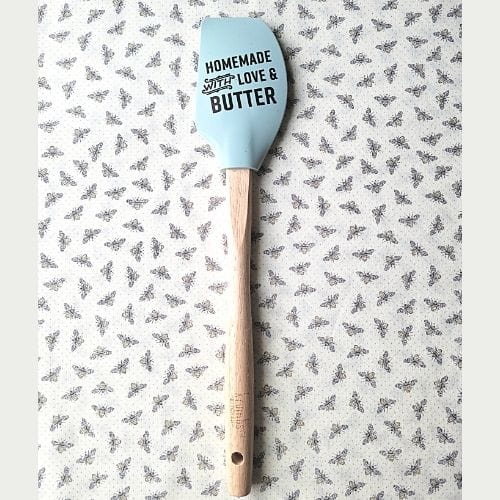 https://www.dottysfarmhouse.com/cdn/shop/products/cookware-homemade-with-love-butter-spatula-farmhouse-kitchen-silicone-36583208681718.jpg?v=1661392460&width=1445